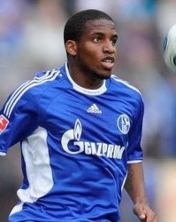  国际米兰边锋突破犀利，连续过人创造得分良机