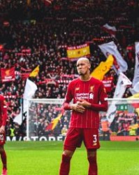  富勒姆主场气势磅礴，农场主逆转战胜伯恩茅斯