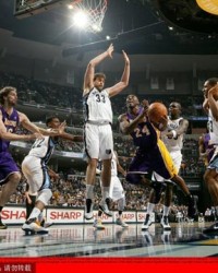  亚特兰大补时绝杀佛罗伦萨延续不败纪录  